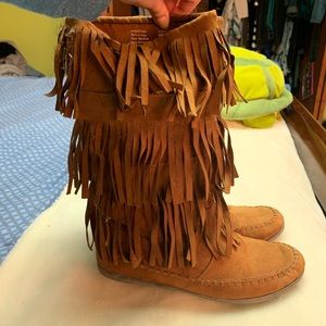 Fringe boots!!!